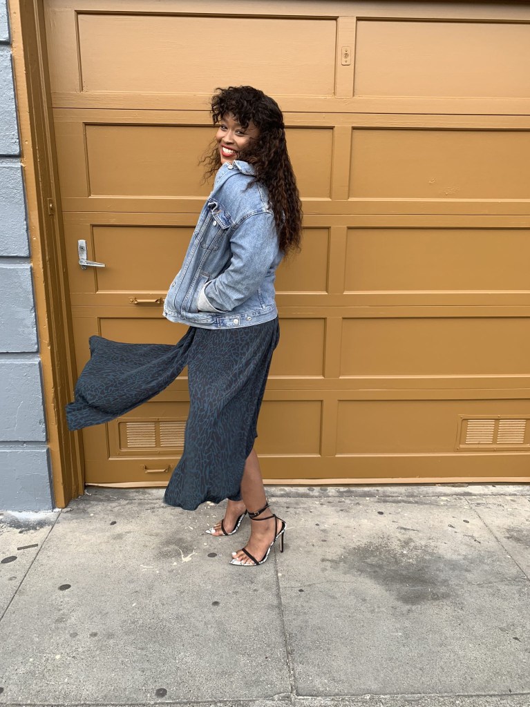 Bay Area Blogger and Personal Stylist Steffanie Monae. Give you great the Best Wigs For Beginners. Tips, Tricks and How To's .